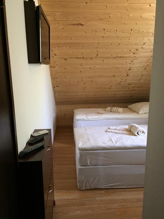 Magyar Golf Club Otel Kisoroszi Oda fotoğraf